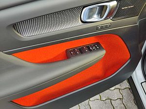 Volvo  R Design PHEV NAVI, PANO, RFK 360°, Klimaaut. ,AUTOM. ,MEMO, SHZ, FSH, LRH, .