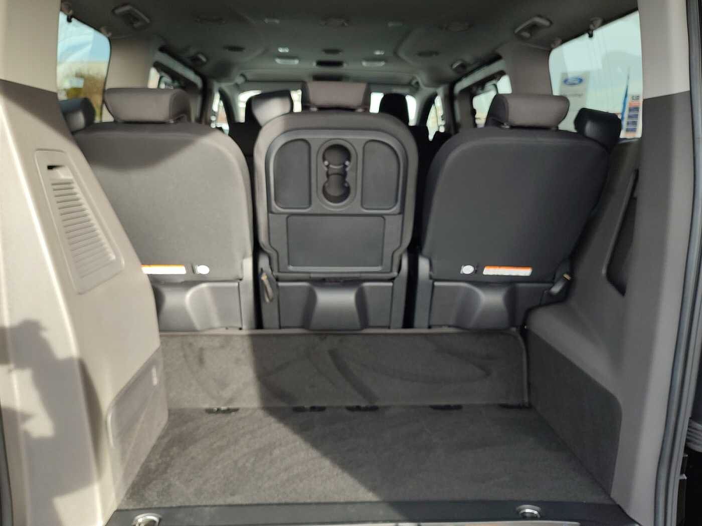 Ford  L1 H1 Titanium 8-Sitz, NAVI, D-Klima, SHZ, FSH, FSE, PDC, Tempo. ,.
