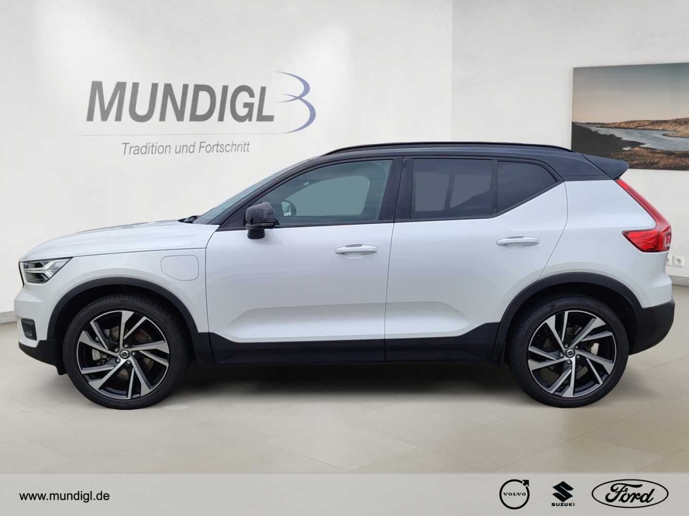 Volvo  XC40 R-Design PHEV, NAVI, RFK, Autom. ,Klimaaut. ,MEMO, SHZ, FSH, LRH, .