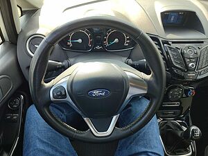 Ford  Titanium Klima, SHZ, FSH, PDC, R/CD/FSE/BT/USB, BC, .